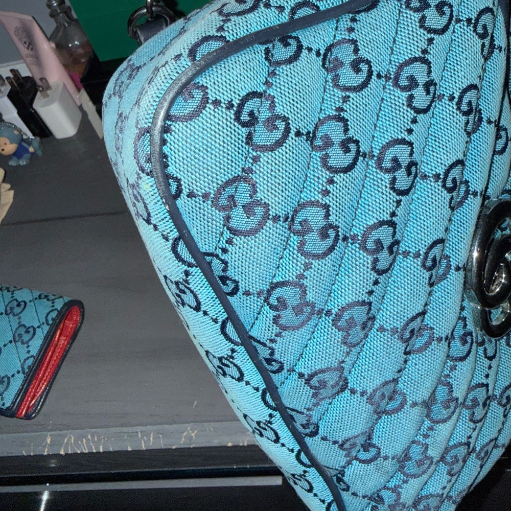 EUC Gucci Marmont Blue Women's Bag with matching wallet bundle - Picture 11 of 16
